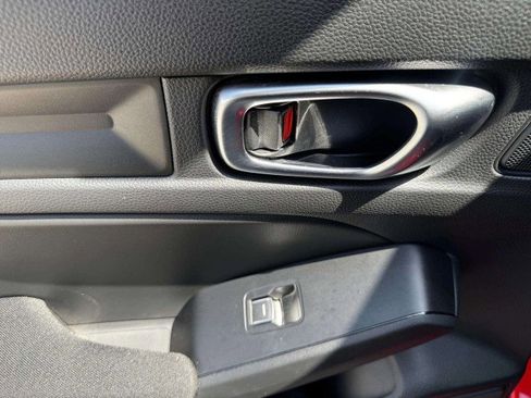 Used 2025 Honda Civic Sport image 41