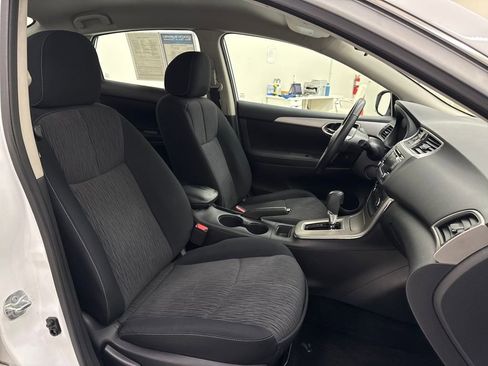 Used 2015 Nissan Sentra SV image 20