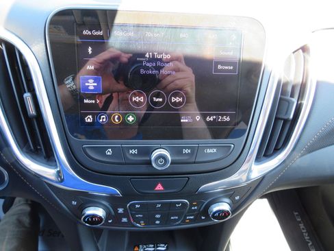 Used 2019 Chevrolet Equinox Premier AWD/4WD image 5