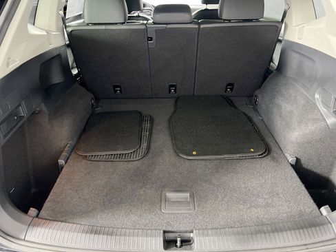 Used 2020 Volkswagen Tiguan SEL image 26