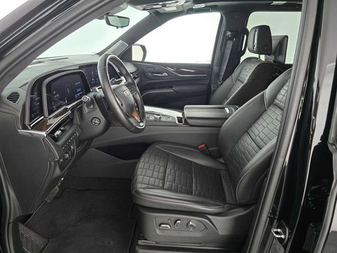 Certified 2024 Cadillac Escalade ESV Premium Luxury Platinum AWD/4WD image 24