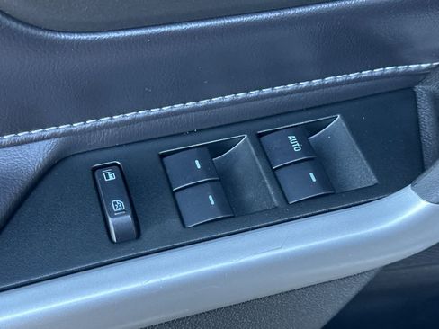 Used 2013 Ford Edge Sport w/ Driver Entry Pkg FWD image 13