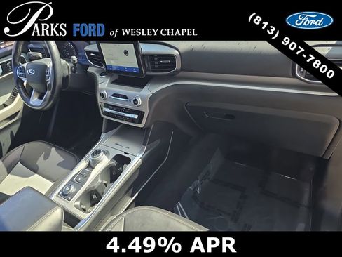 Used 2022 Ford Explorer XLT w/ Equipment Group 202A AWD/4WD image 10
