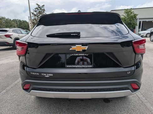 New 2026 Chevrolet Trax LT w/ Driver Confidence Package image 7
