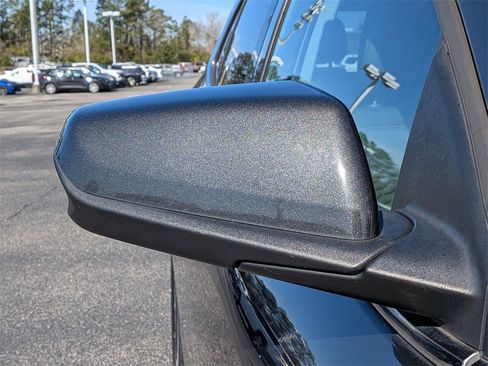 Used 2020 Chevrolet Equinox LT image 11