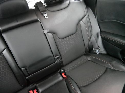 Used 2020 Jeep Compass Latitude w/ Cold Weather Group image 14