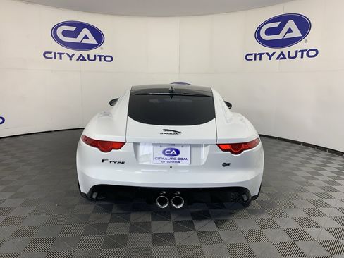 Used 2016 Jaguar F-TYPE Coupe image 4
