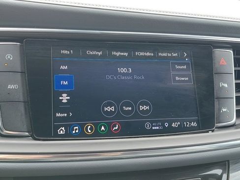 Used 2024 Buick Enclave Premium image 45