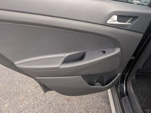 Used 2020 Hyundai Tucson Sport FWD image 32
