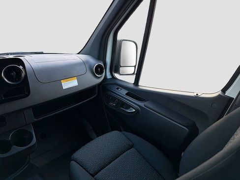 New 2026 Mercedes-Benz Sprinter 2500 image 23