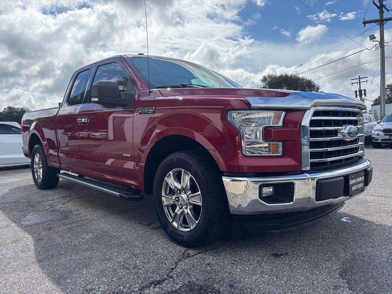 Used 2016 Ford F150 XLT w/ Equipment Group 302A Luxury RWD image 4