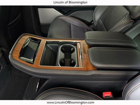 Used 2025 Lincoln Navigator Black Label image 53