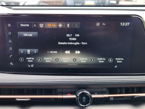 Used 2023 Nissan Ariya FWD image 11