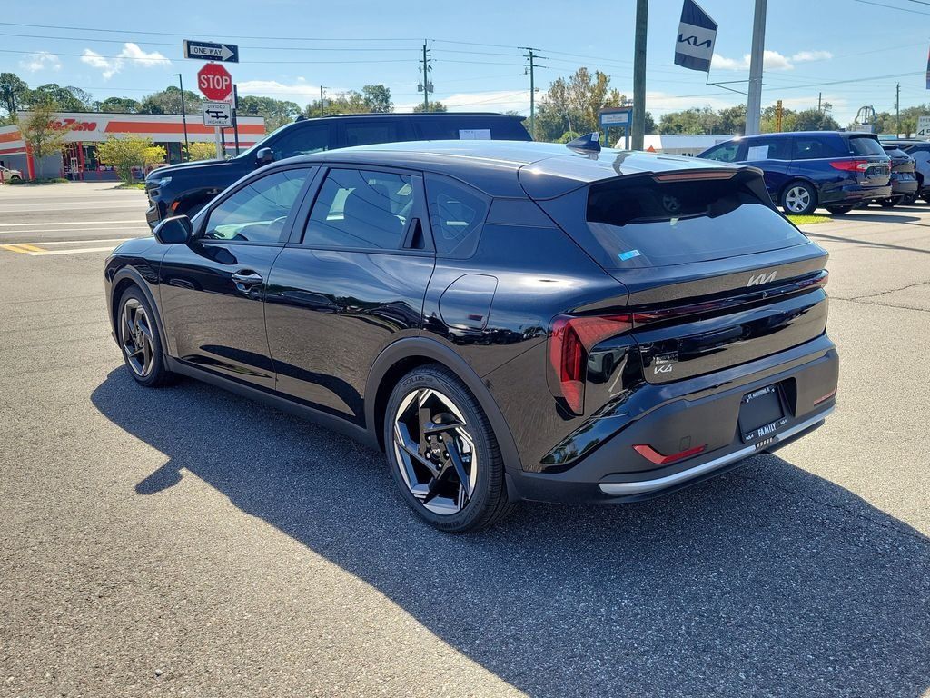 New 2026 Kia K4 EX FWD image 4