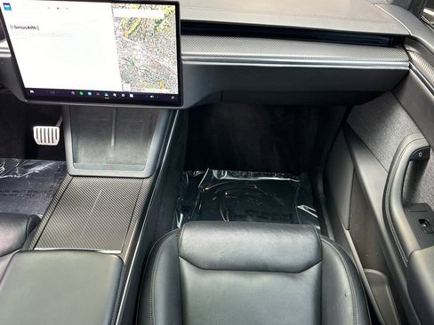 Used 2022 Tesla Model X Plaid image 28