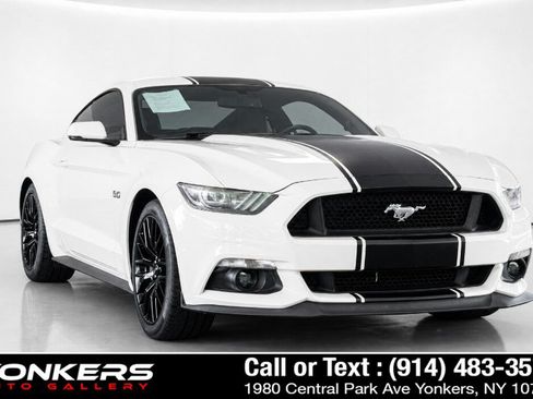 Used 2015 Ford Mustang GT Premium w/ GT Performance Package RWD image 4
