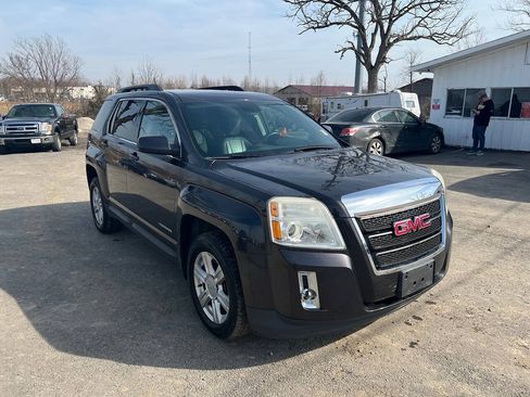 Used 2014 GMC Terrain SLE w/ Convenience Package AWD/4WD image 3