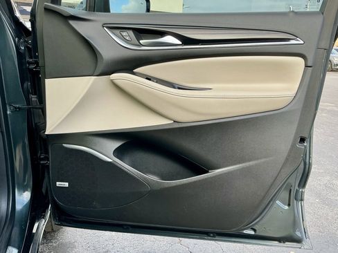 Used 2021 Buick Enclave Essence w/ Sound and Sites Package image 22