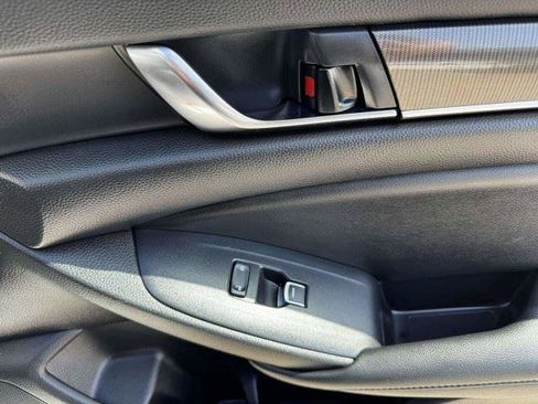 Used 2022 Honda Accord Sport image 46