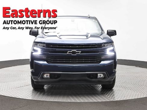 Used 2021 Chevrolet Silverado 1500 RST AWD/4WD image 2