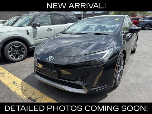 Used 2024 Toyota Prius Limited w/ Limited Premium Package FWD image 1