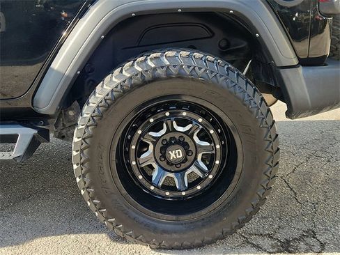 Used 2023 Jeep Wrangler Sport S image 33