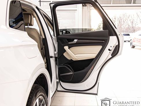 Used 2024 Audi Q5 2.0T Premium Plus w/ Premium Plus Package image 42