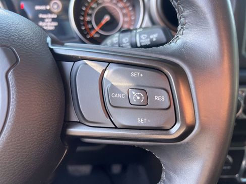 Used 2021 Jeep Wrangler Unlimited Sport image 19