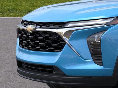 New 2026 Chevrolet Trax LS FWD image 21