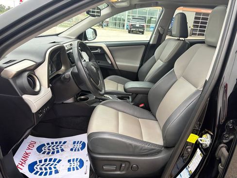 Used 2015 Toyota RAV4 Limited w/ Technology Package AWD/4WD image 10