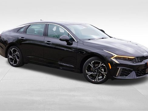 Certified 2025 Kia K5 GT-Line w/ GT-Line Premium Package AWD/4WD image 2