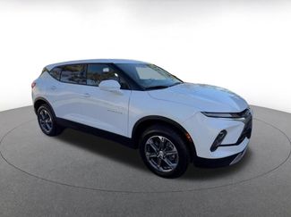 Used 2025 Chevrolet Blazer LT FWD video 2
