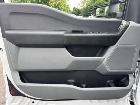 Used 2024 Ford F250 XL w/ XL Driver Assist Package RWD image 17