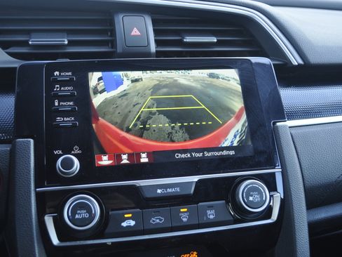 Used 2020 Honda Civic Sport image 24