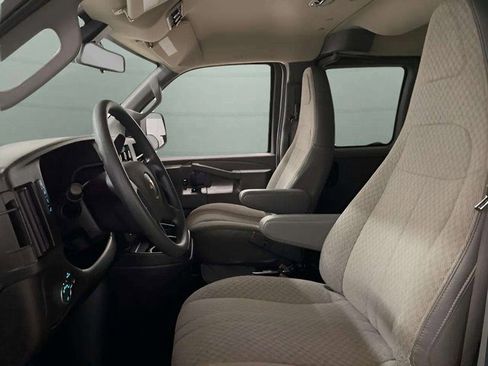 Used 2023 Chevrolet Express 3500 LT w/ LT Preferred Equipment Group image 23