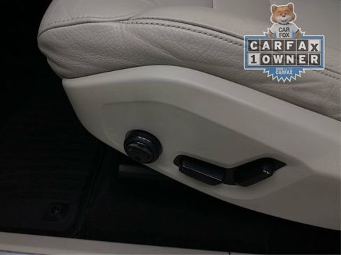 Used 2017 Volvo XC90 T6 Momentum w/ Vision Package AWD/4WD image 23