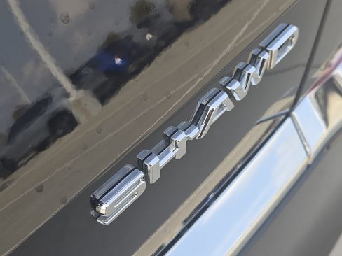 Certified 2025 Acura MDX w/ Technology Package image 16