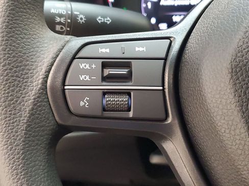 Certified 2025 Honda Accord SE image 12