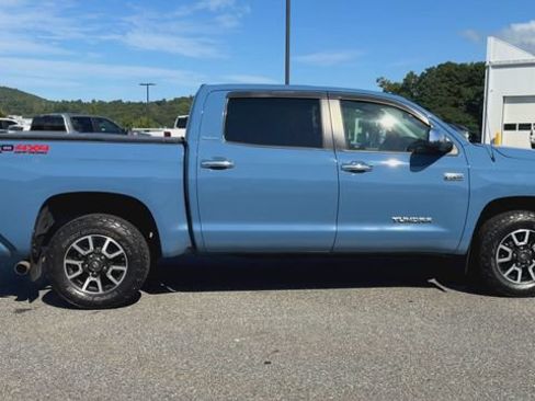 Used 2018 Toyota Tundra Limited w/ Limited Premium Package AWD/4WD image 9
