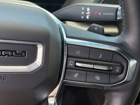 Used 2025 GMC Yukon Denali AWD/4WD image 25