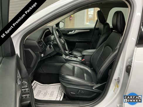 Used 2020 Ford Escape SE Sport image 6