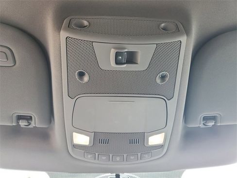 Used 2017 Ford F150 Lariat image 32