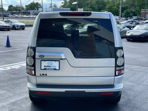 Used 2015 Land Rover LR4 HSE AWD/4WD image 13
