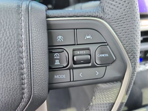 Used 2026 Toyota Tacoma TRD Sport w/ TRD Sport Premium Package AWD/4WD image 20