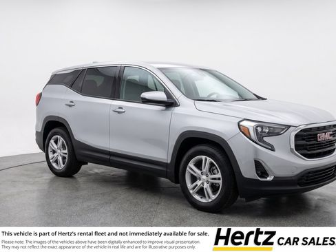 Used 2024 GMC Terrain SLE FWD image 1