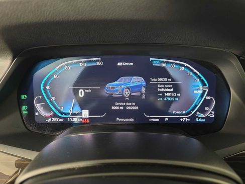 Used 2023 BMW X5 xDrive45e image 13