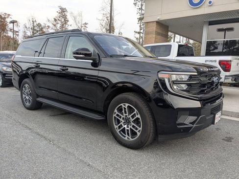 Certified 2025 Ford Expedition Max Active image 3