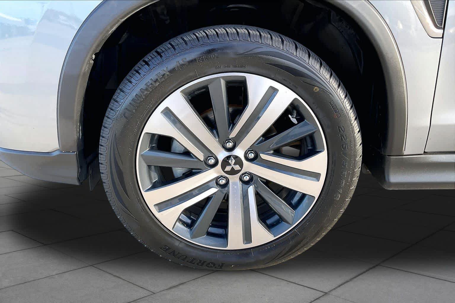 Used 2024 Mitsubishi Outlander Sport AWD image 11