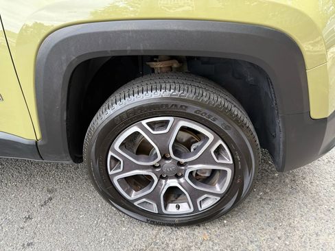 Used 2015 Jeep Renegade Limited w/ Safety & Security Group I image 36