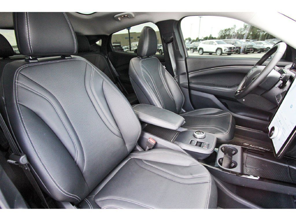 Used 2023 Ford Mustang Mach-E Premium RWD image 33